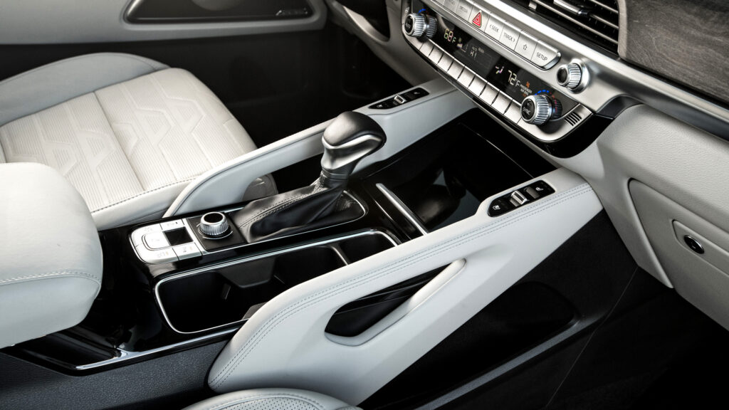  Kia Tells Nearly Half A Million Telluride Owners To Park Outside Over Hot Seats