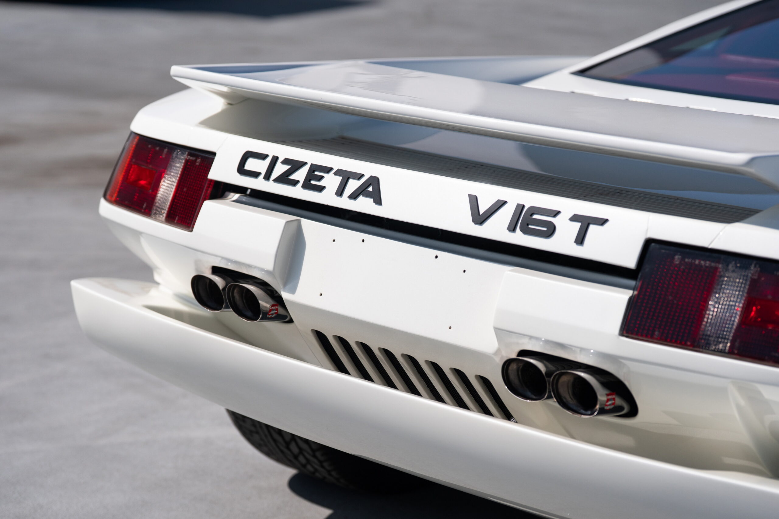 1988-Cizeta-Moroder-V16T_1463445