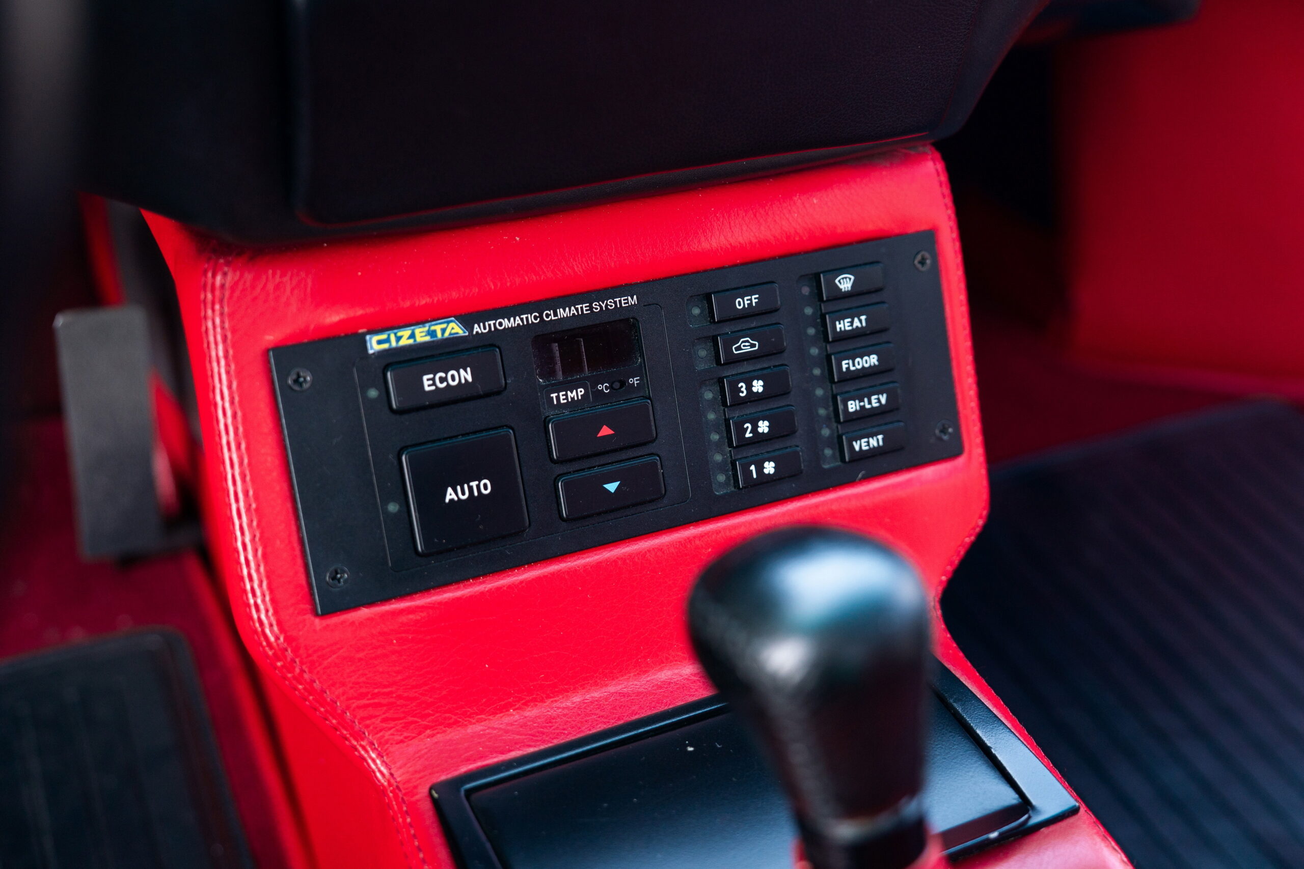 1988-Cizeta-Moroder-V16T_1463458