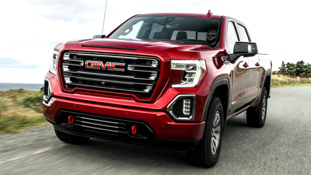  A Leaky Window Cost A GMC Sierra Owner $1,000, Now He’s Suing GM