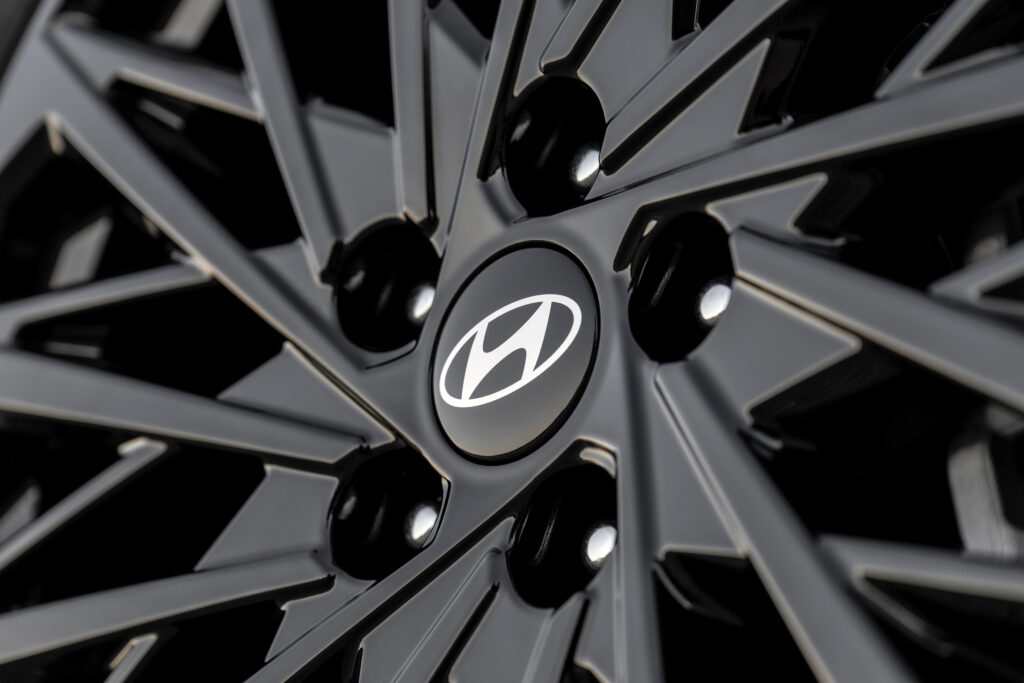  Hyundai&rsquo;s Popular Palisade Gets A Blacked Out Range-Topper