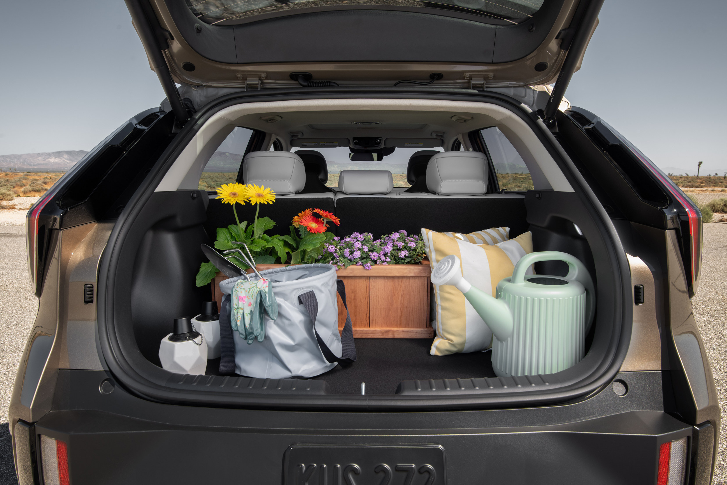 Kia’s Affordable Niro Gets An Upscale Makeover For 2027 And Drops The EV