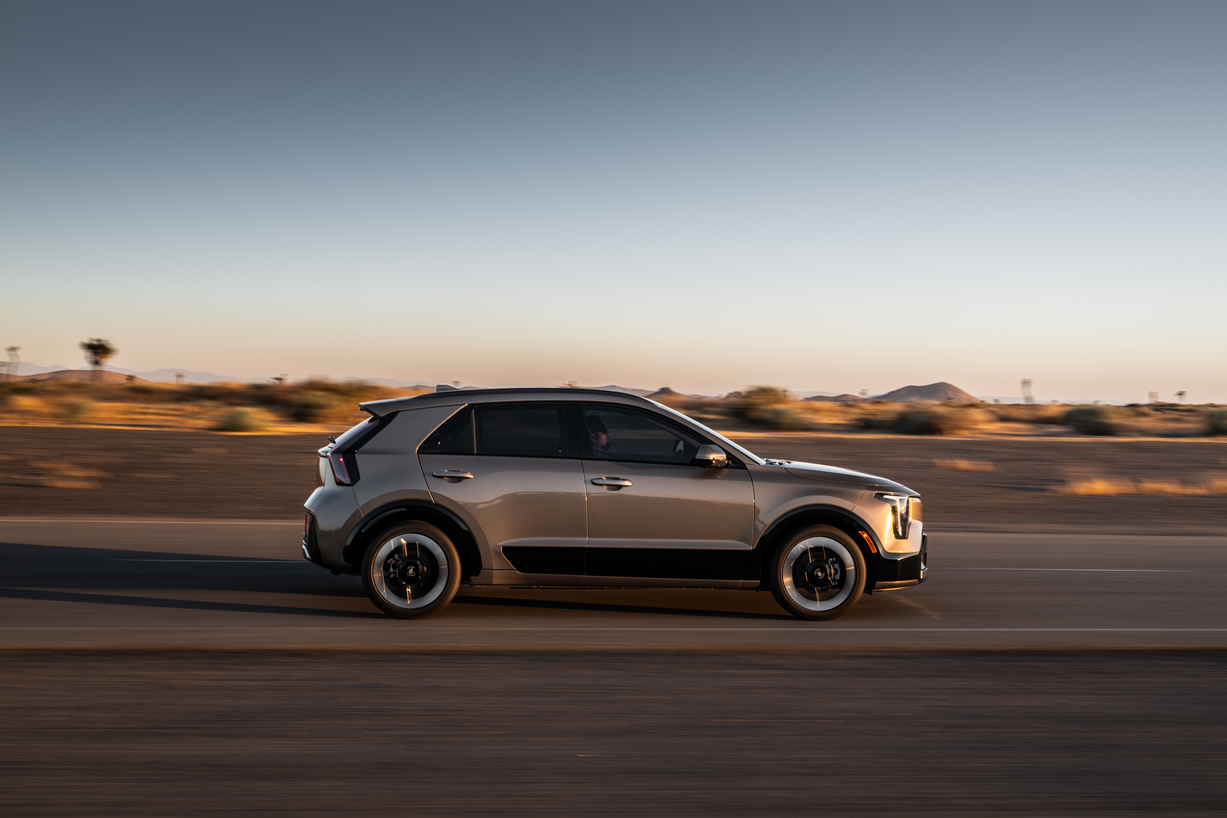 Kia’s Affordable Niro Gets An Upscale Makeover For 2027 And Drops The EV