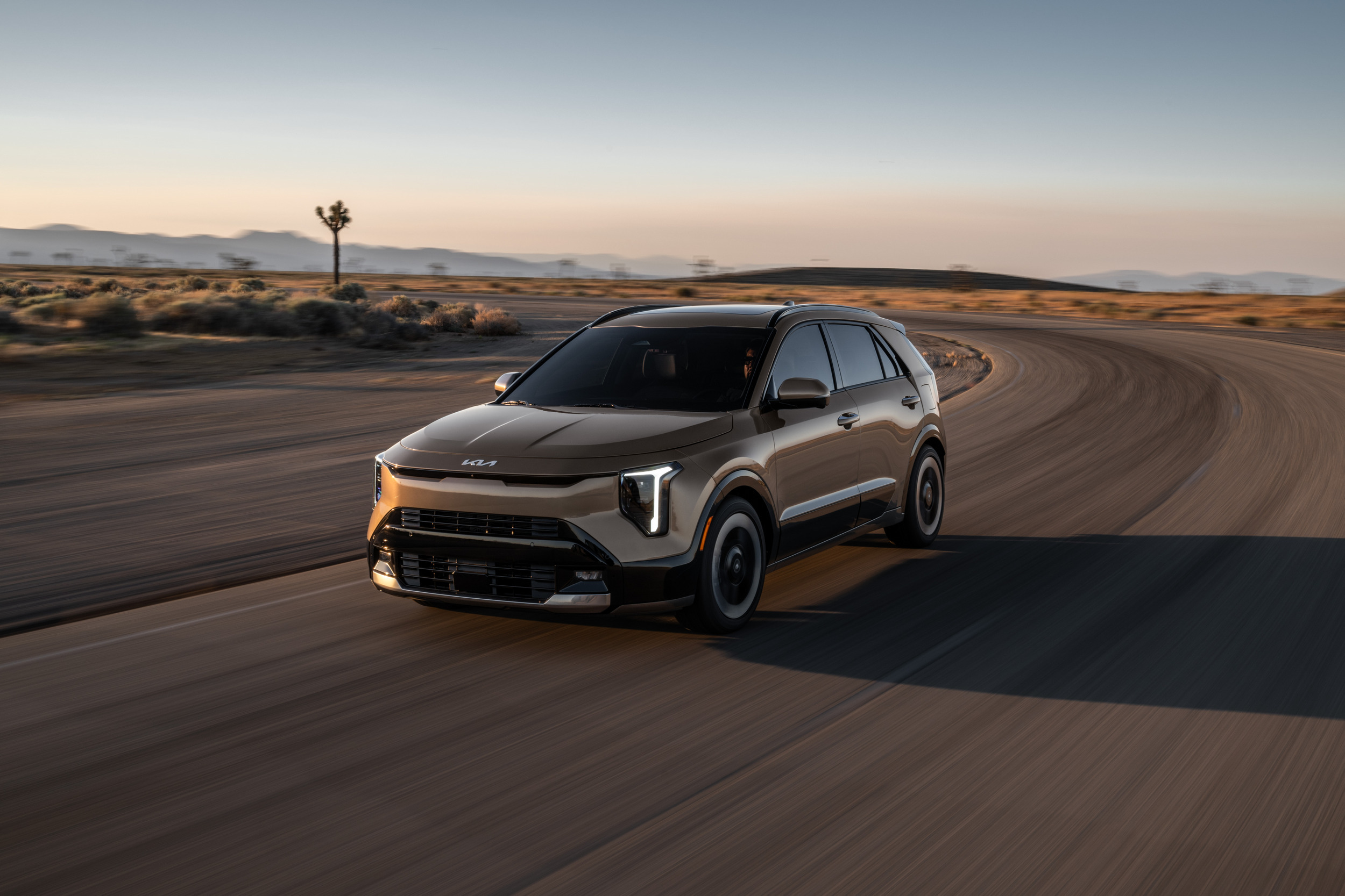 Kia’s Affordable Niro Gets An Upscale Makeover For 2027 And Drops The EV