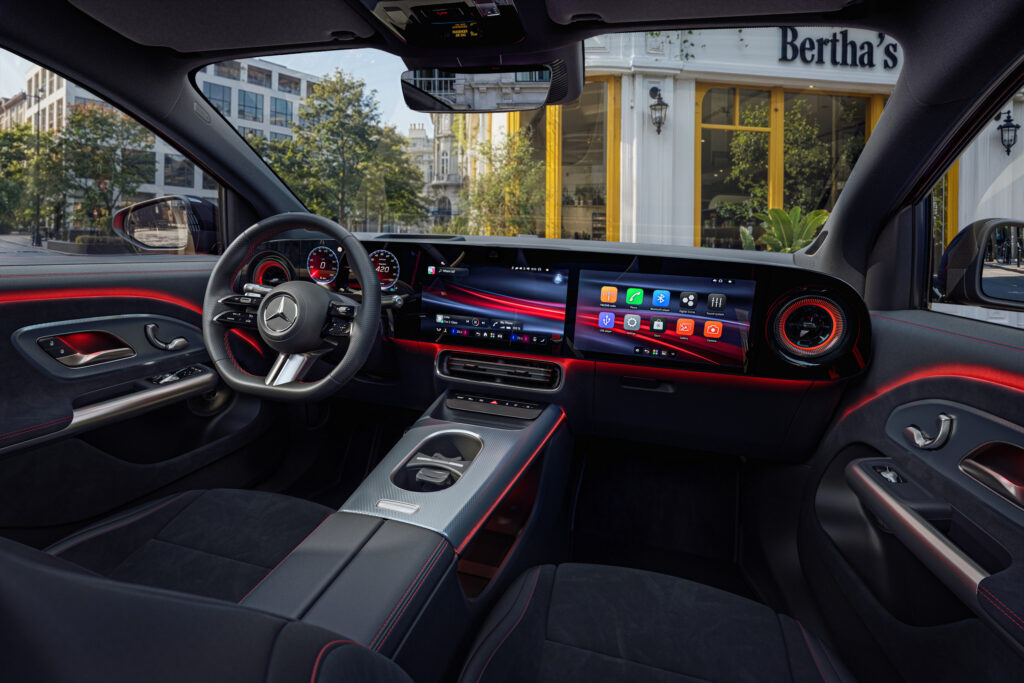  Mercedes Admits It Went Too Far Killing Buttons, But Don&rsquo;t Expect Fewer Screens