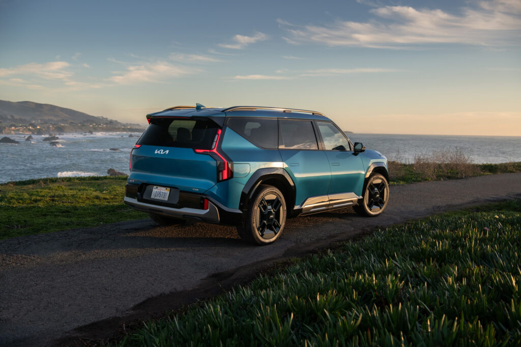  Hyundai And Kia Tell 14 EV Owners To Park Away From Their Houses
