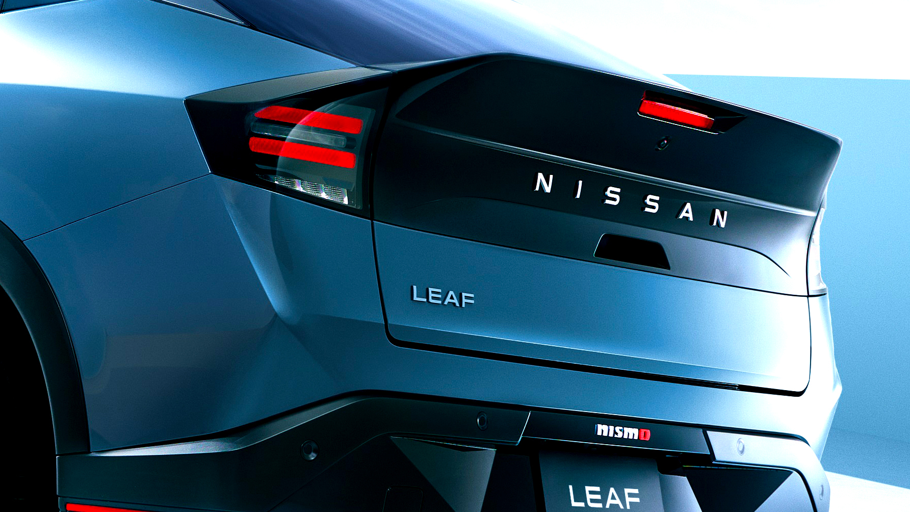 新款Nissan Leaf Nismo性能版亮相，動力未提升但底盤調校更銳利