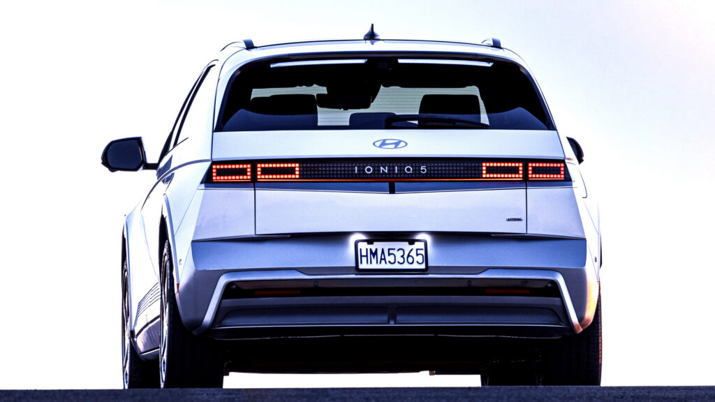  Hyundai And Kia Tell 14 EV Owners To Park Away From Their Houses