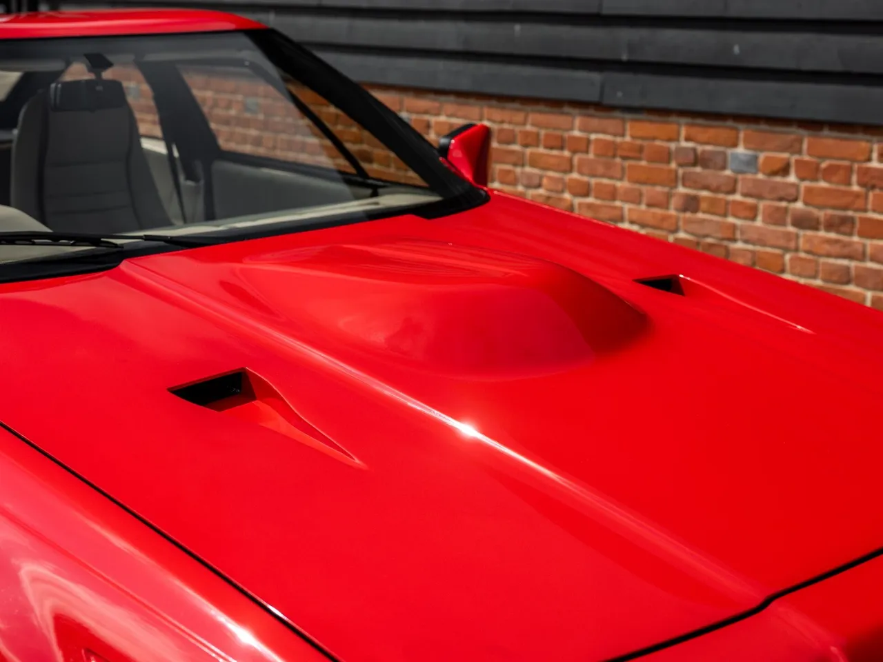 Aston Martin Vantage Zagato Classic - 14