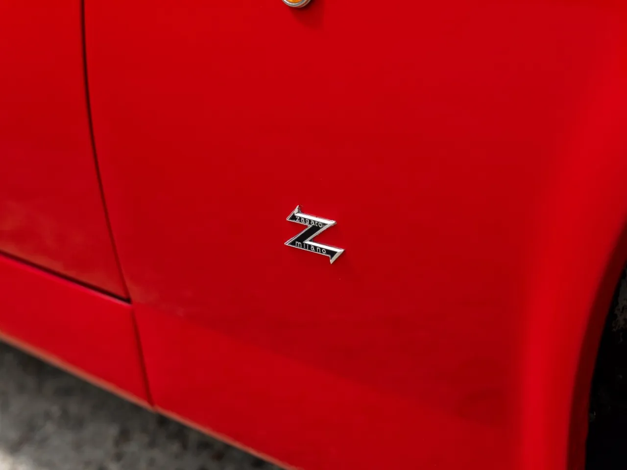 Aston Martin Vantage Zagato Classic - 15