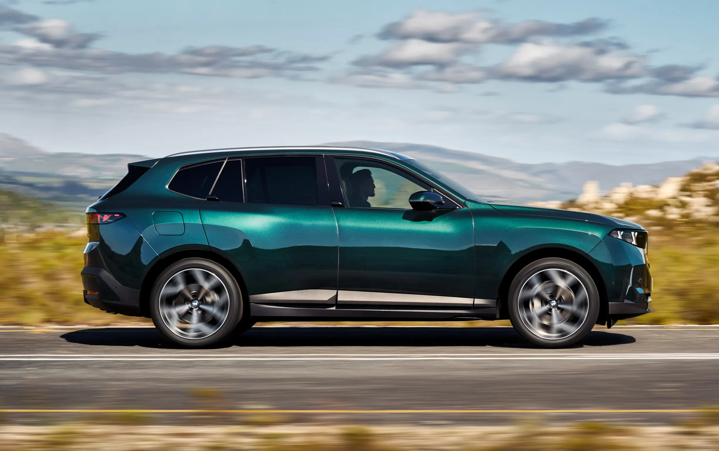 BMW’s New X5 Forces Every Early Buyer To Pay $1,085 For A Slab Of Rock