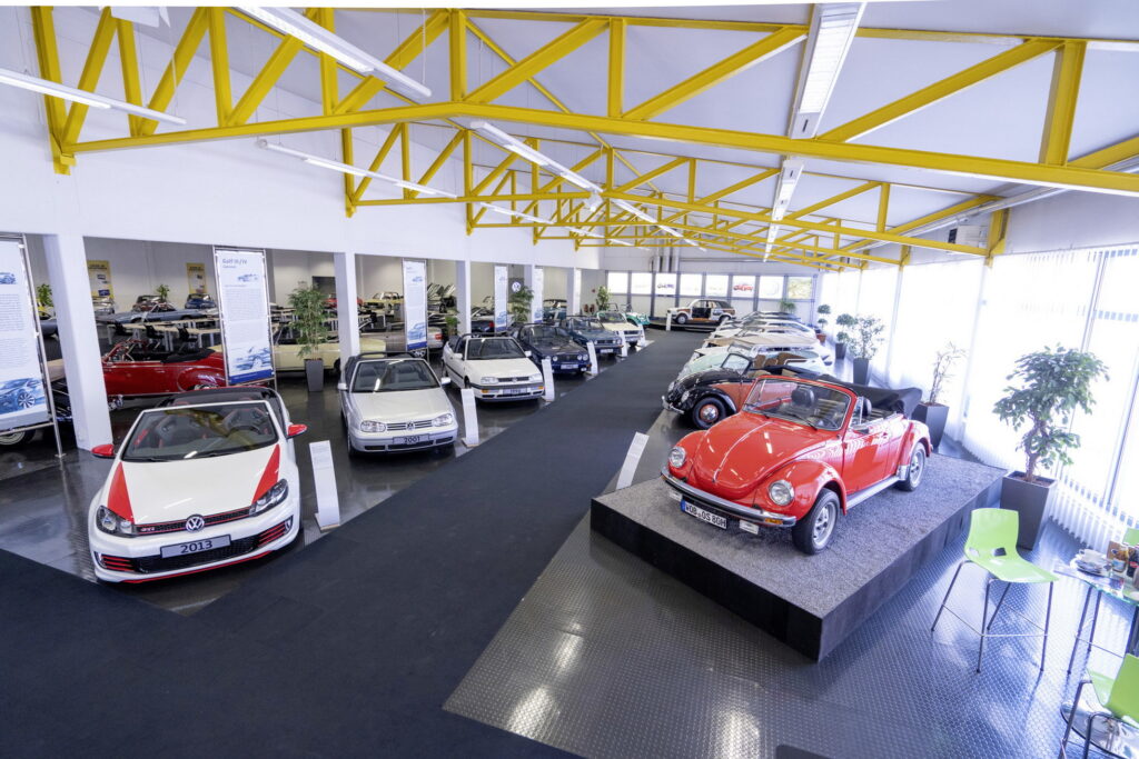 VW хотів врятувати завод військовими вантажівками. Катар мав інші плани