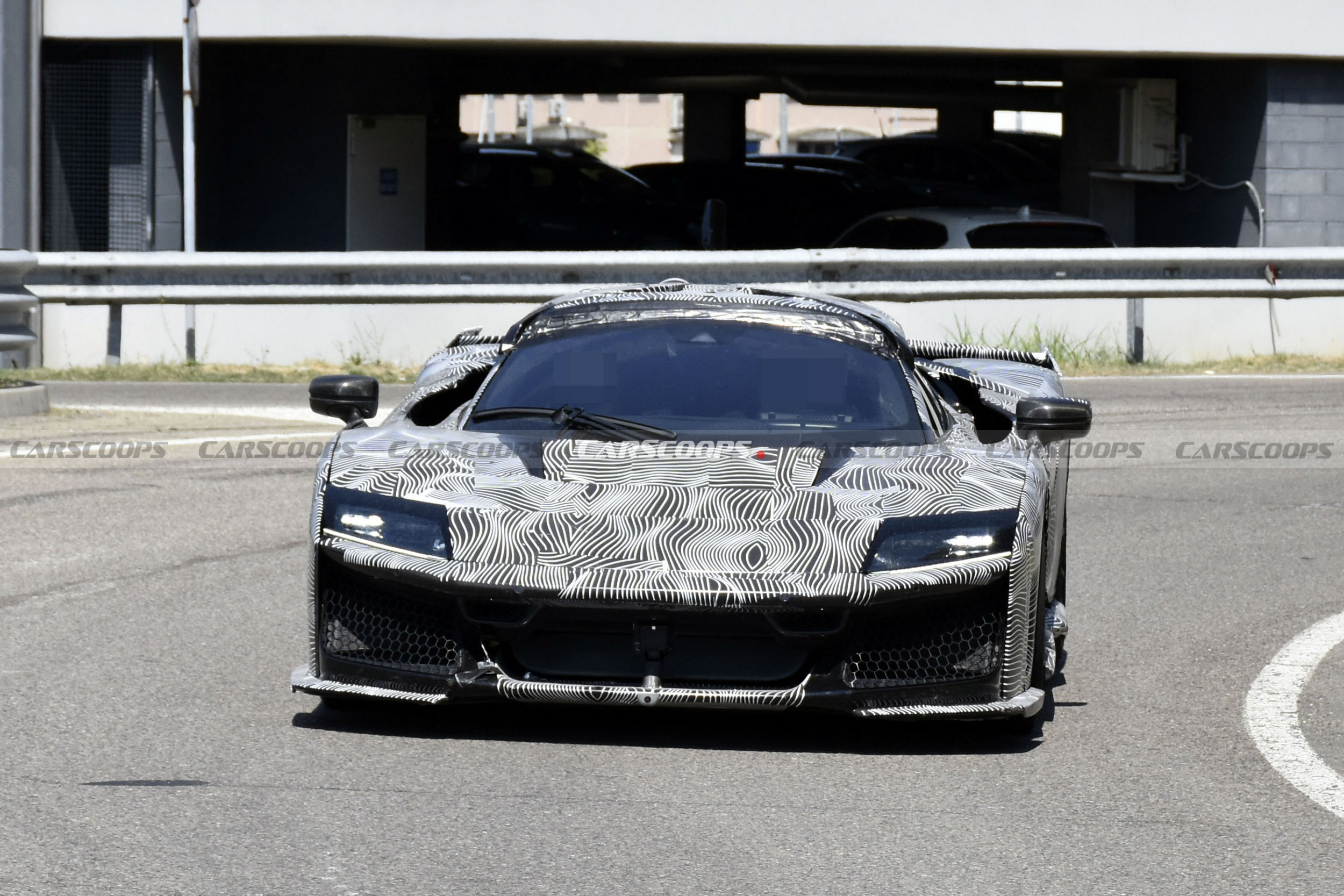 Ferrari F80 Aperta 730 1