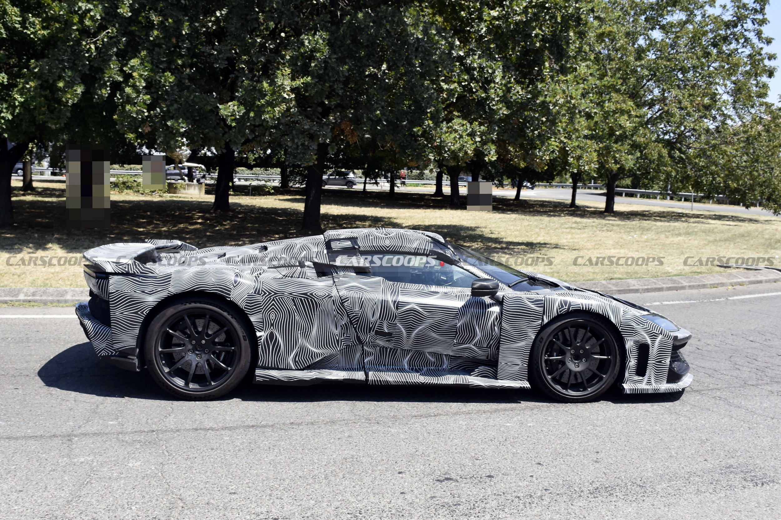 Ferrari F80 Aperta 730 6