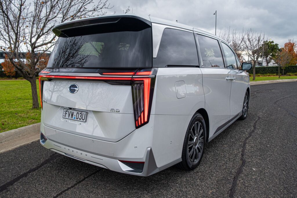 Інтер'єр GAC M8 PHEV