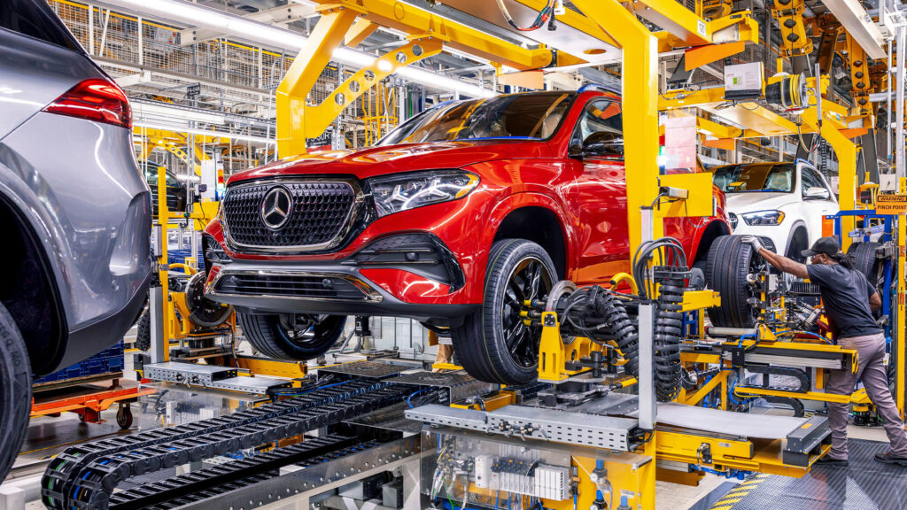  Mercedes Faces A US Ban Over Chinese Ties, But Ted Cruz Says Not A Chance