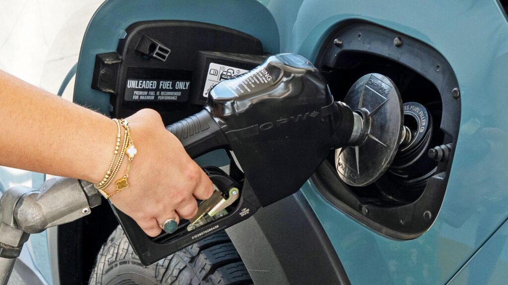 US Gas Hits $4 Per Gallon as Iran Conflict Closes Strait of Hormuz