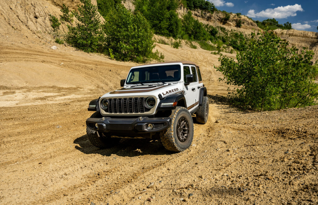 Các đại lý xe Jeep đang chìm trong những chiếc SUV chưa bán được nhưng vẫn không mang lại cho bạn một ưu đãi tốt hơn