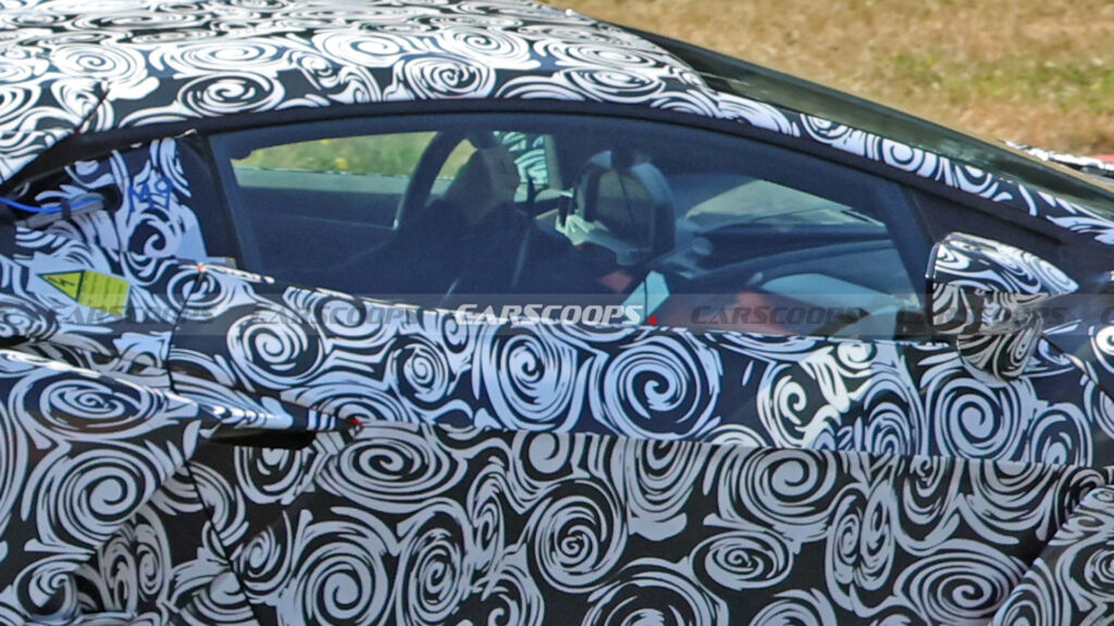  Lamborghini&rsquo;s Flagship V12 Is About To Get Considerably Angrier