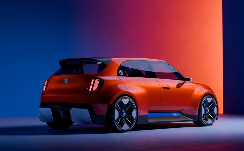 واجهة MG Go Concept بمصابيح مستديرة وملامح مستوحاة من MGB GT