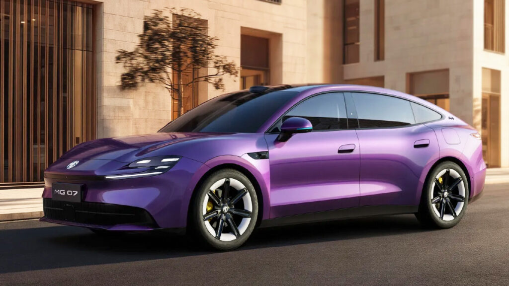  MG Boss Forced To End Livestream After Porsche Copycat Claims