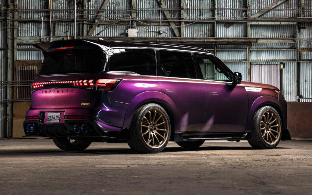  Infiniti Delays Its 600-HP SUV Because Power Alone Won&rsquo;t Beat AMG And M