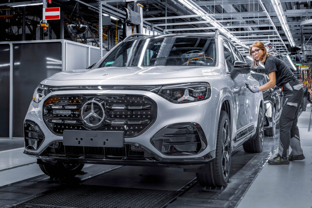  Hungary Pays $18 An Hour, Germany Pays $57, Guess Where Mercedes Is Building