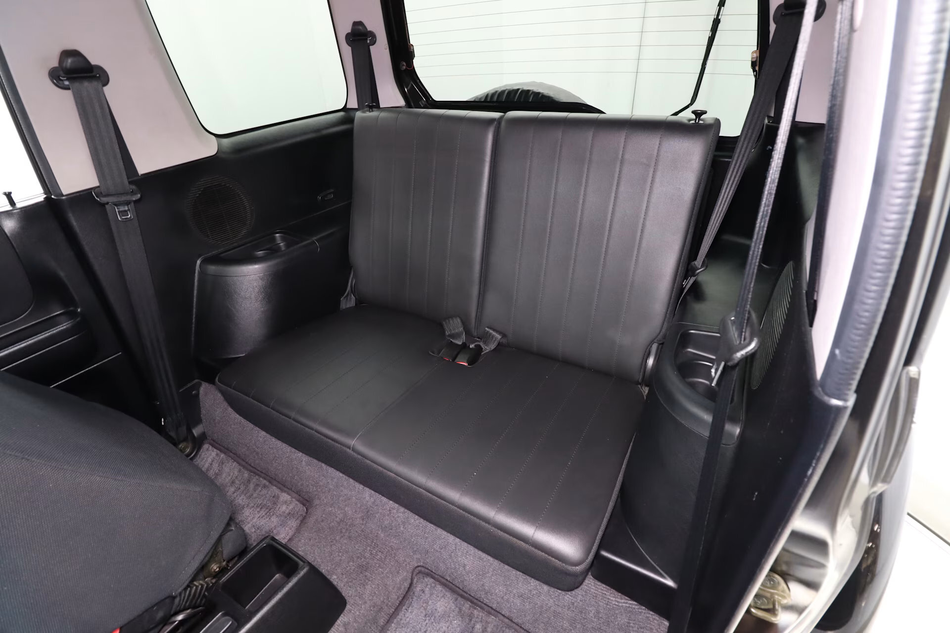 Mitsubishi Pajero Jr Flying Pug - 16_result