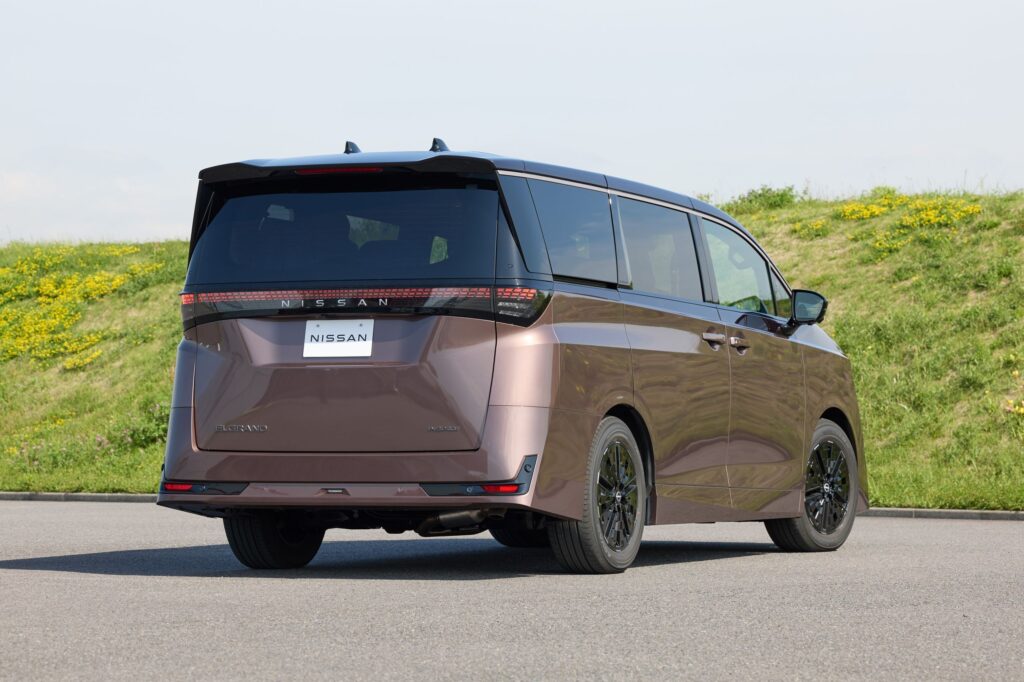  Nissan&rsquo;s New Luxury Minivan Makes The Sienna Look Ancient, But We Can&rsquo;t Have It