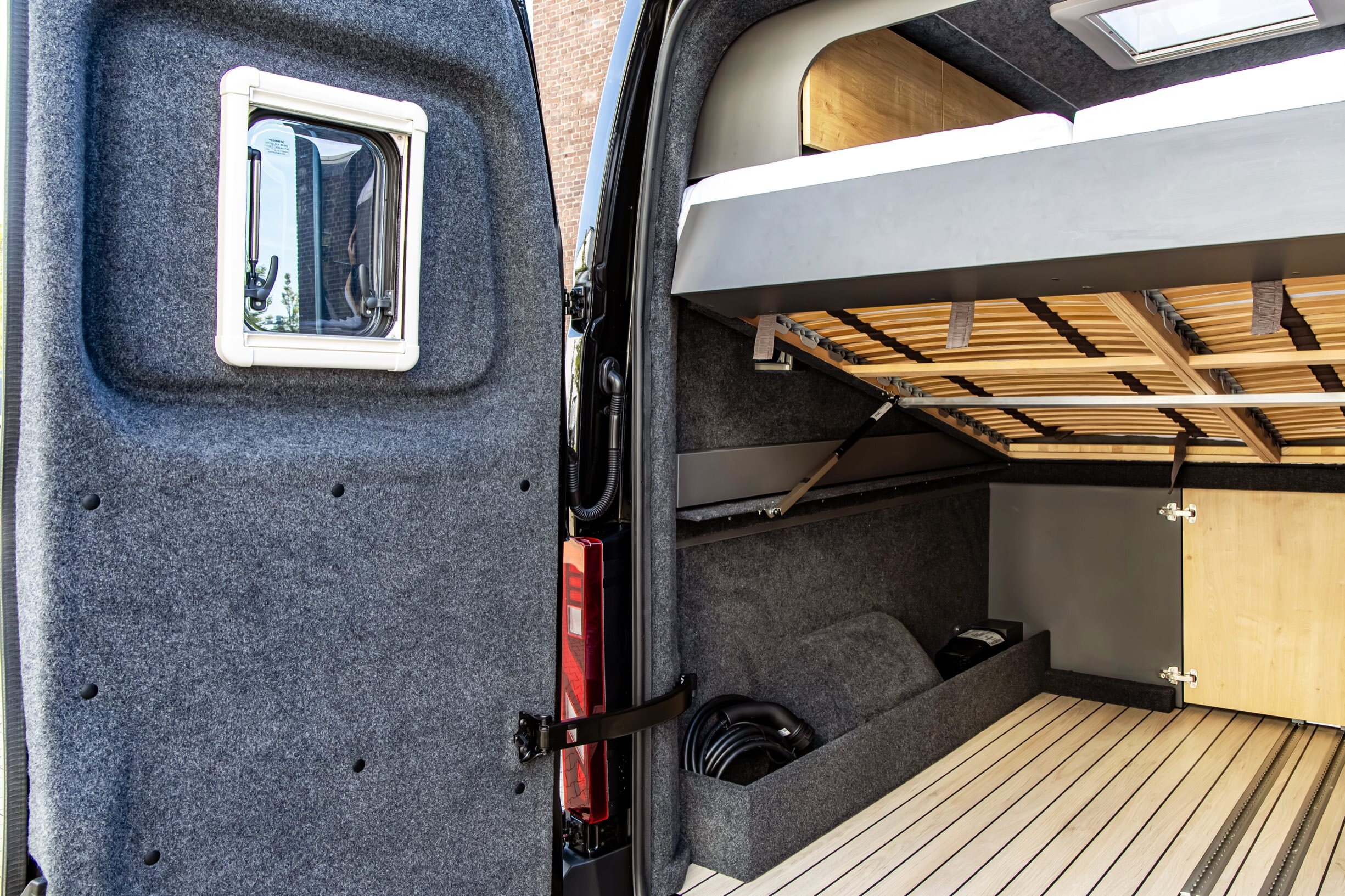 Interstar-e Relax interior view Nissan Interstar-e Relax electric camper interior view