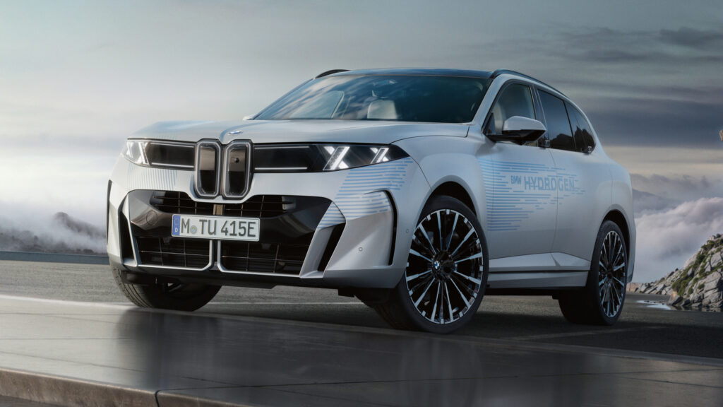  BMW&rsquo;s New X5 Forces Every Early Buyer To Pay $1,085 For A Slab Of Rock