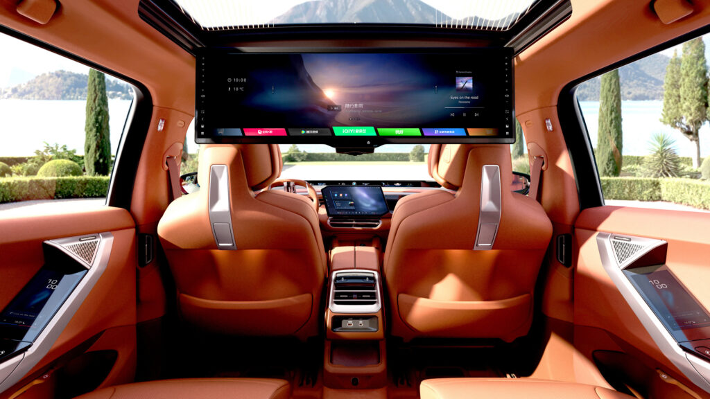  BMW’s Latest X5 Out-Rooms The X7 And Has An 8K Cinema, But It’s Not For You