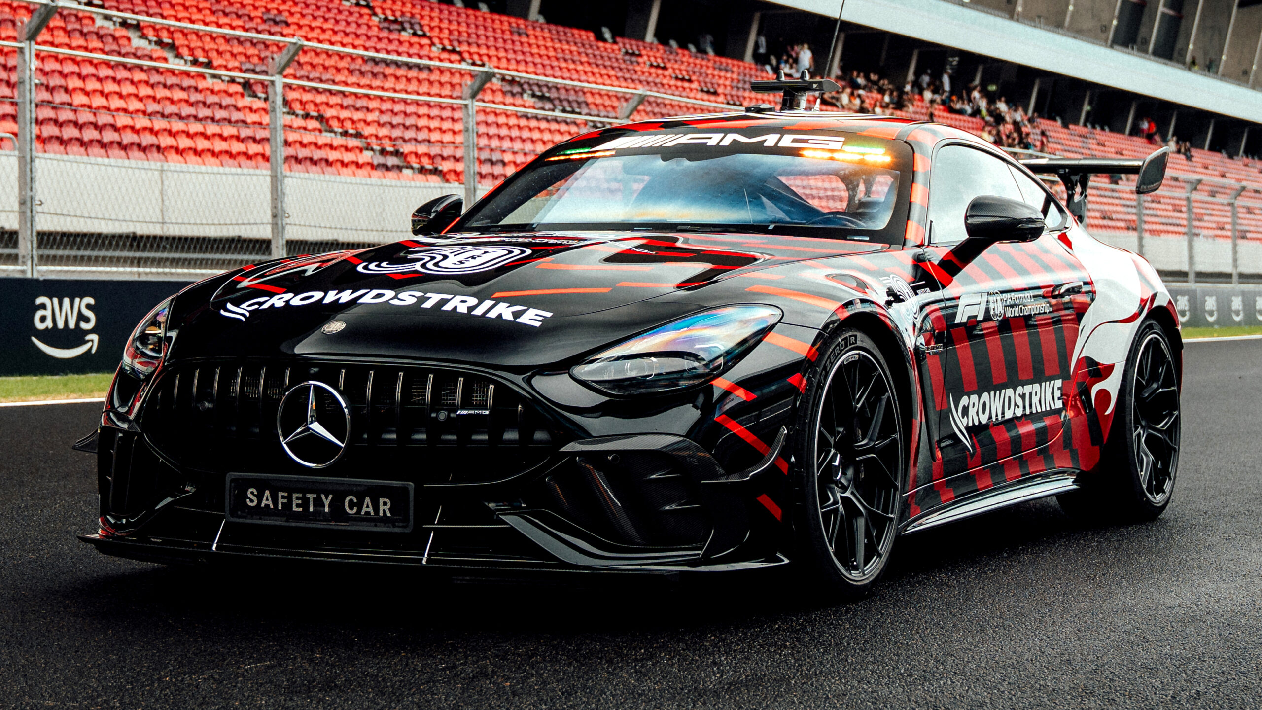 F1’s New Safety Car Ditched The Roof Lightbar For Something Smarter