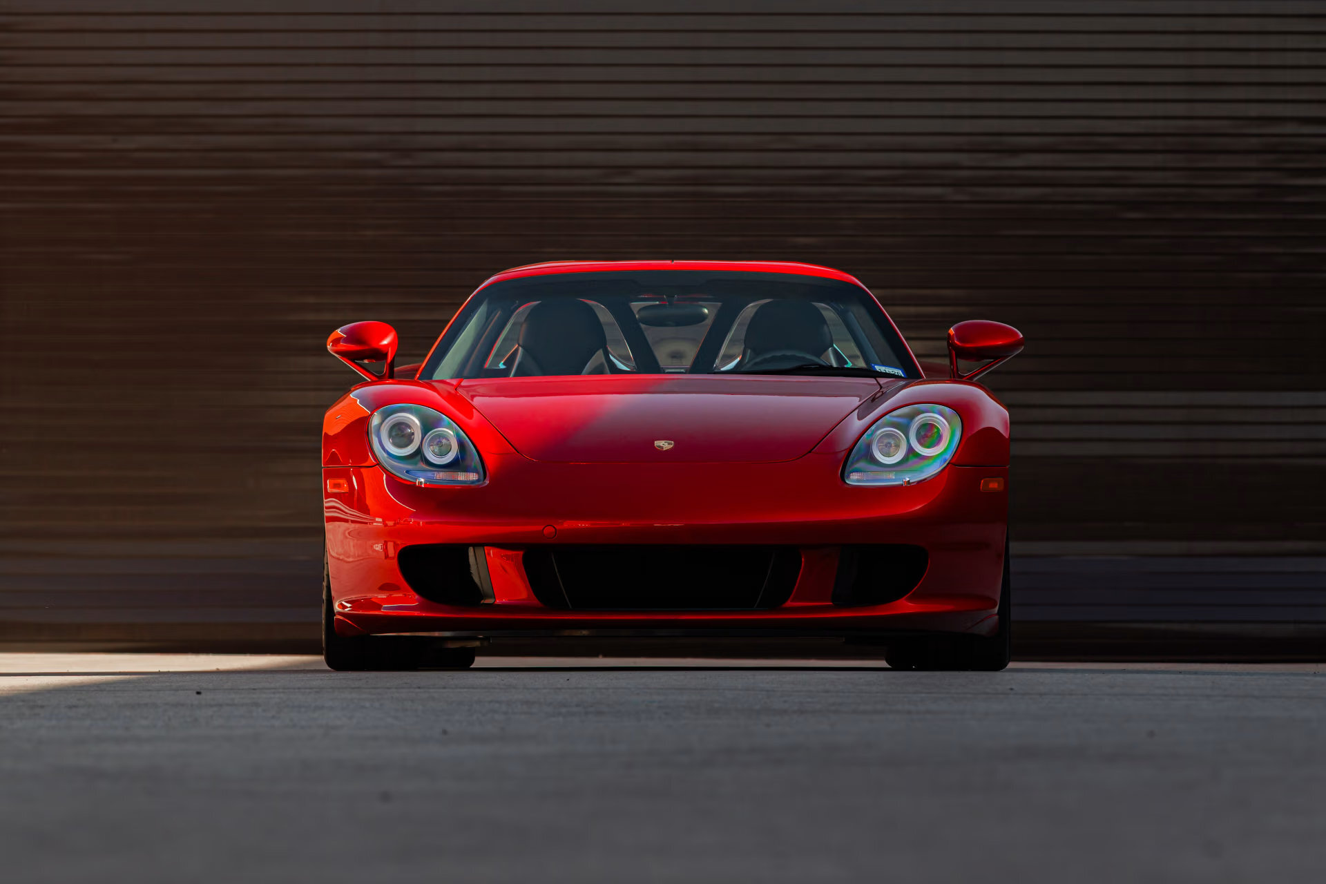 Porsche Carrera GT Ferrari Red - 4_result