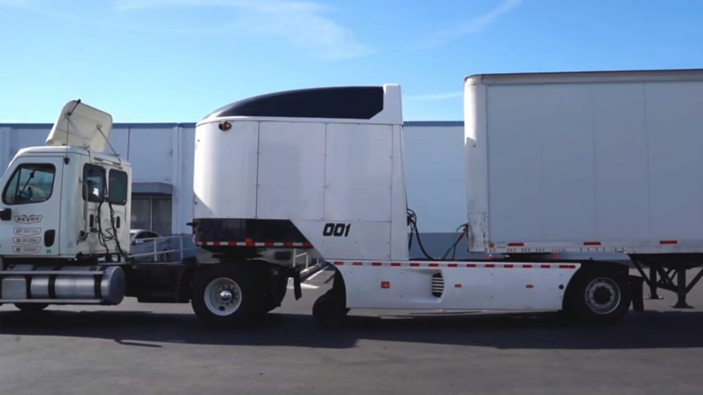  A Battery On Wheels Turns A Diesel Semi Electric Without Touching The Engine