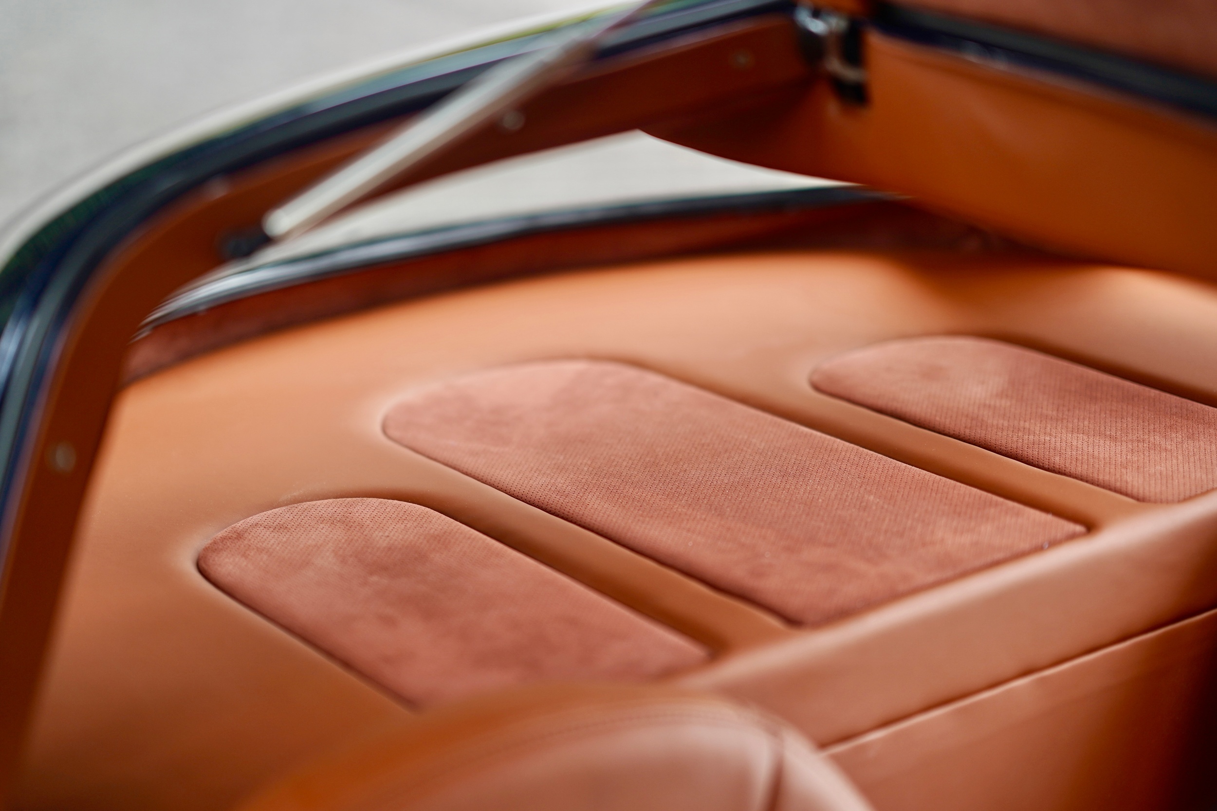 Signature Autosports Mercedes SL 300 Replica 730 57