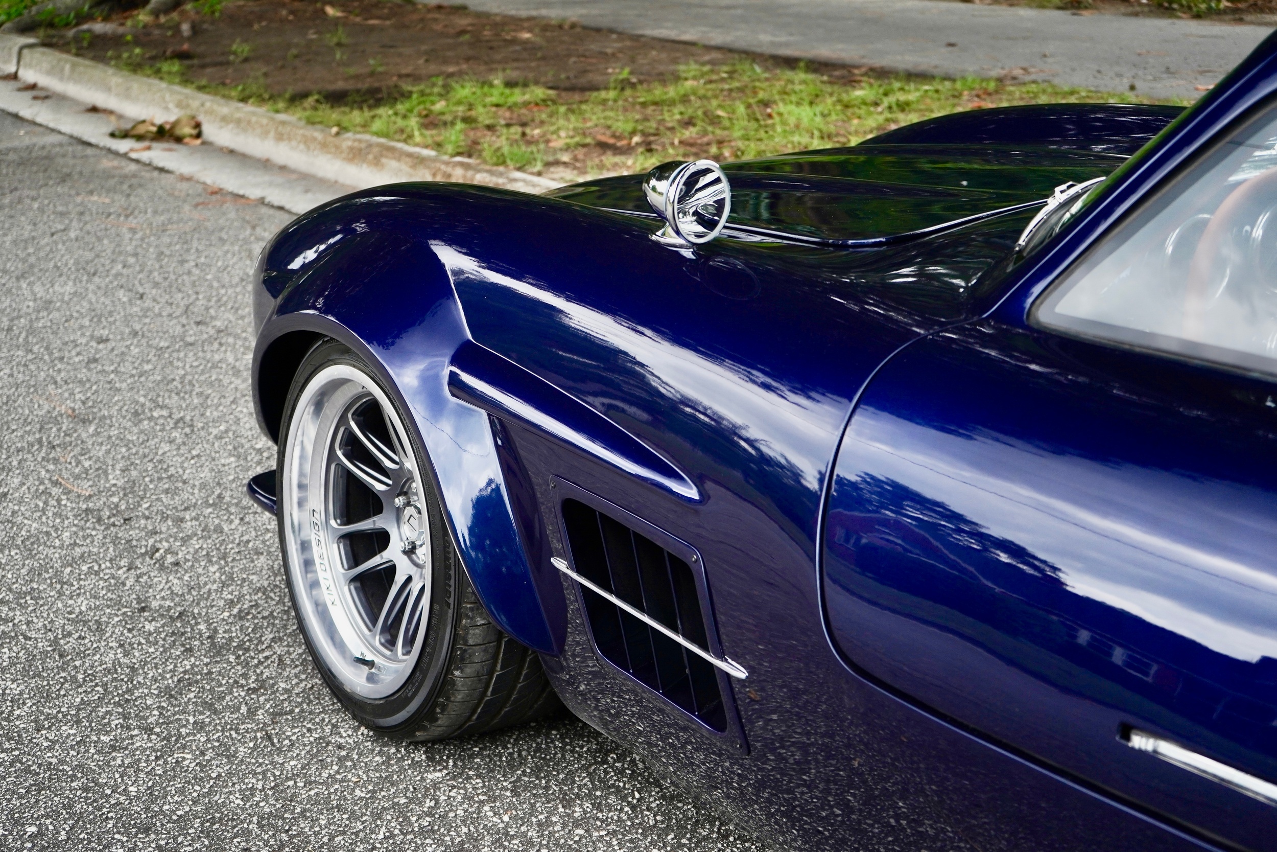 Signature Autosports Mercedes SL 300 Replica 730 77