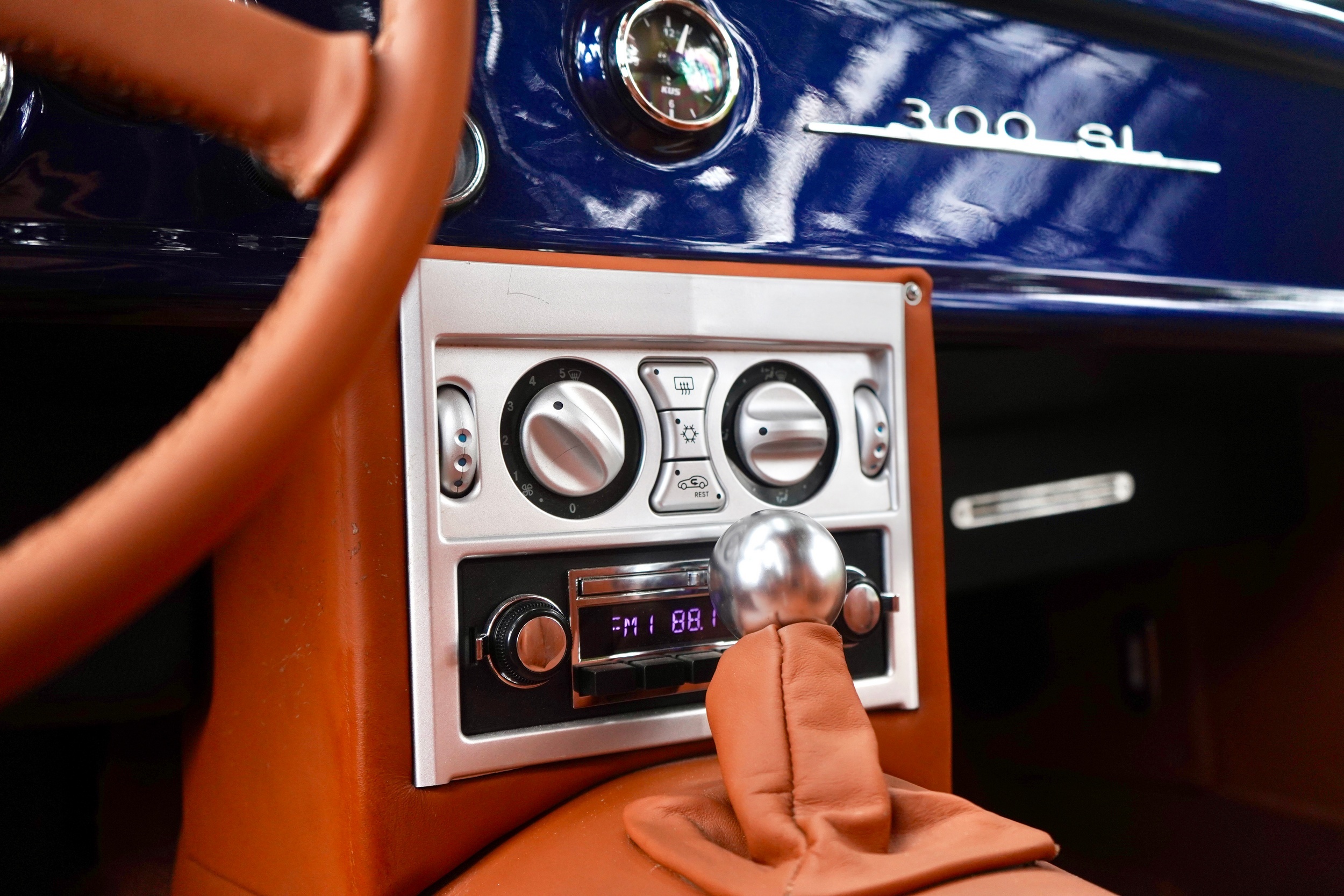 Signature Autosports Mercedes SL 300 Replica 730 88