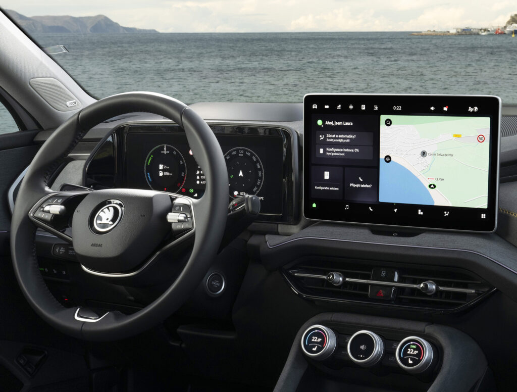  A 50-Button Mazda Lost A Screen Distraction Test To A Four-Button Tesla