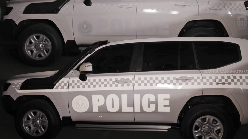  These Subarus And Land Cruisers Only Look Like Cop Cars After Dark