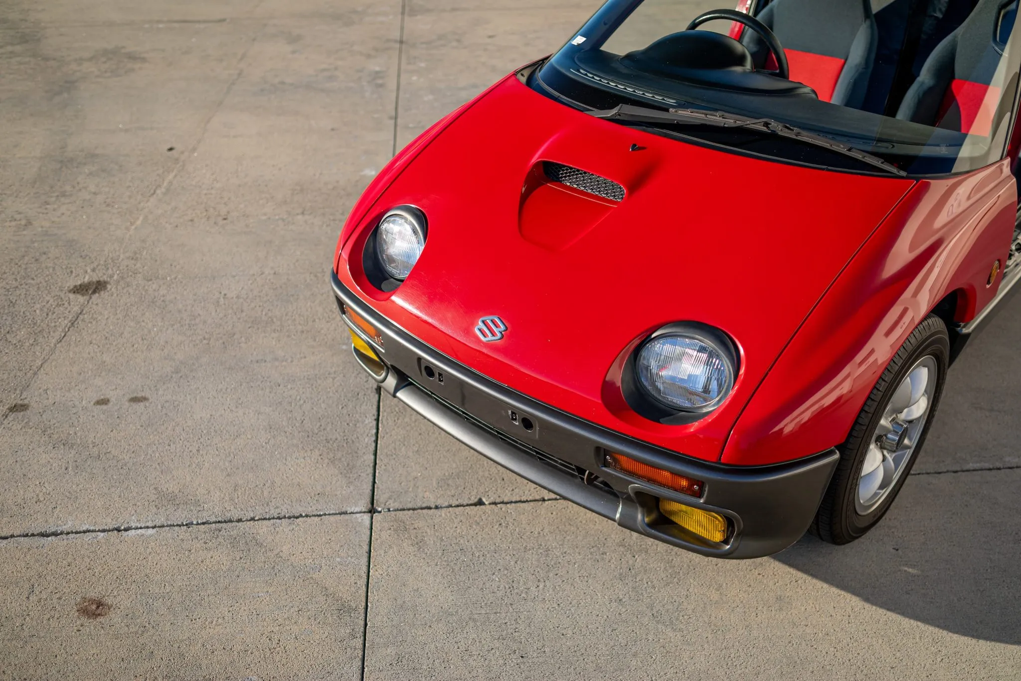 クラシック kei Suzuki's Tiny Mid-Engine Supercar Has Gullwing Doors And Just 64