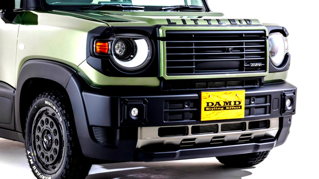  Suzuki XBee Turns Into A Little Defender With $1,850 Kit