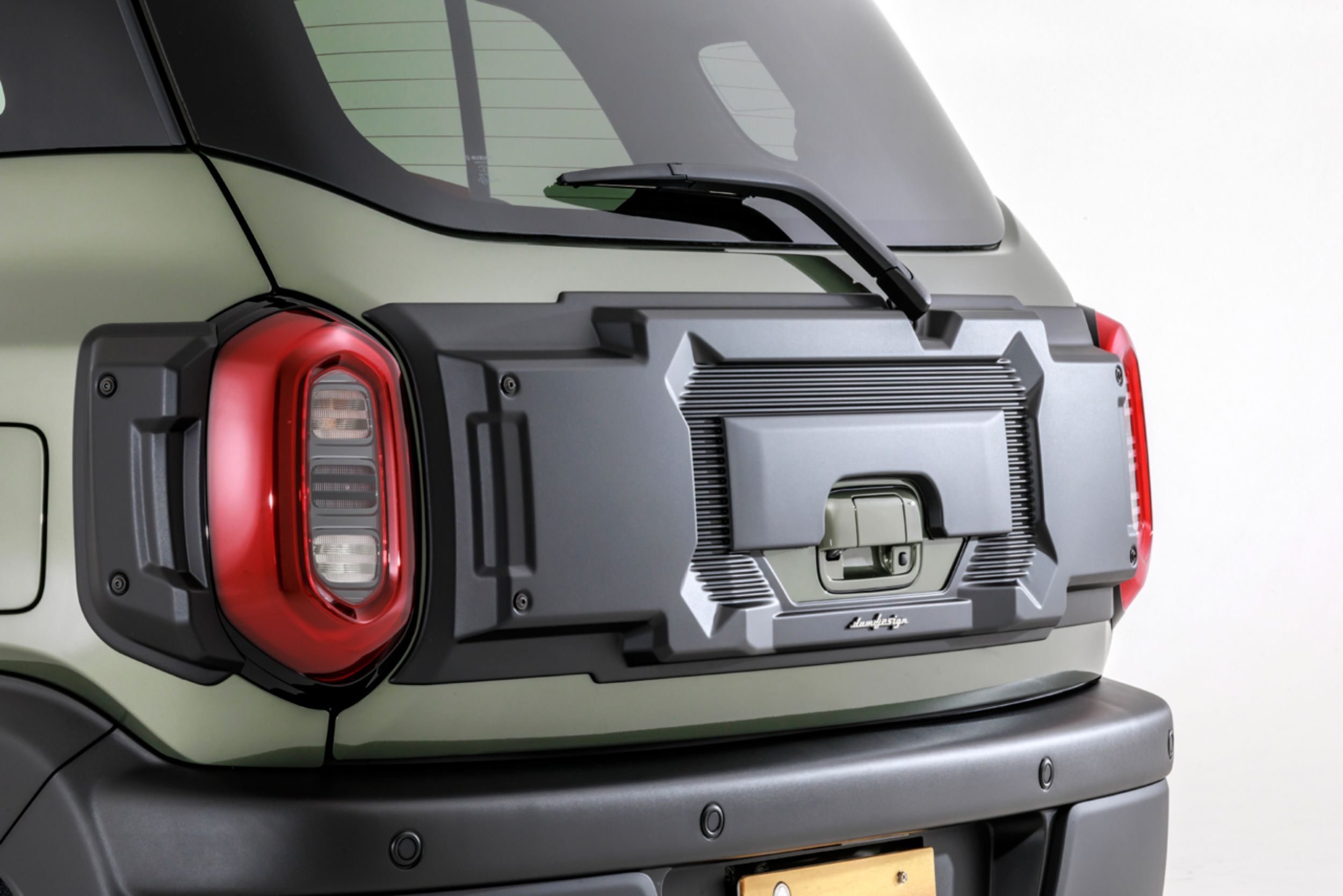 Suzuki XBee Turns Into A Little Defender With $1,850 Kit