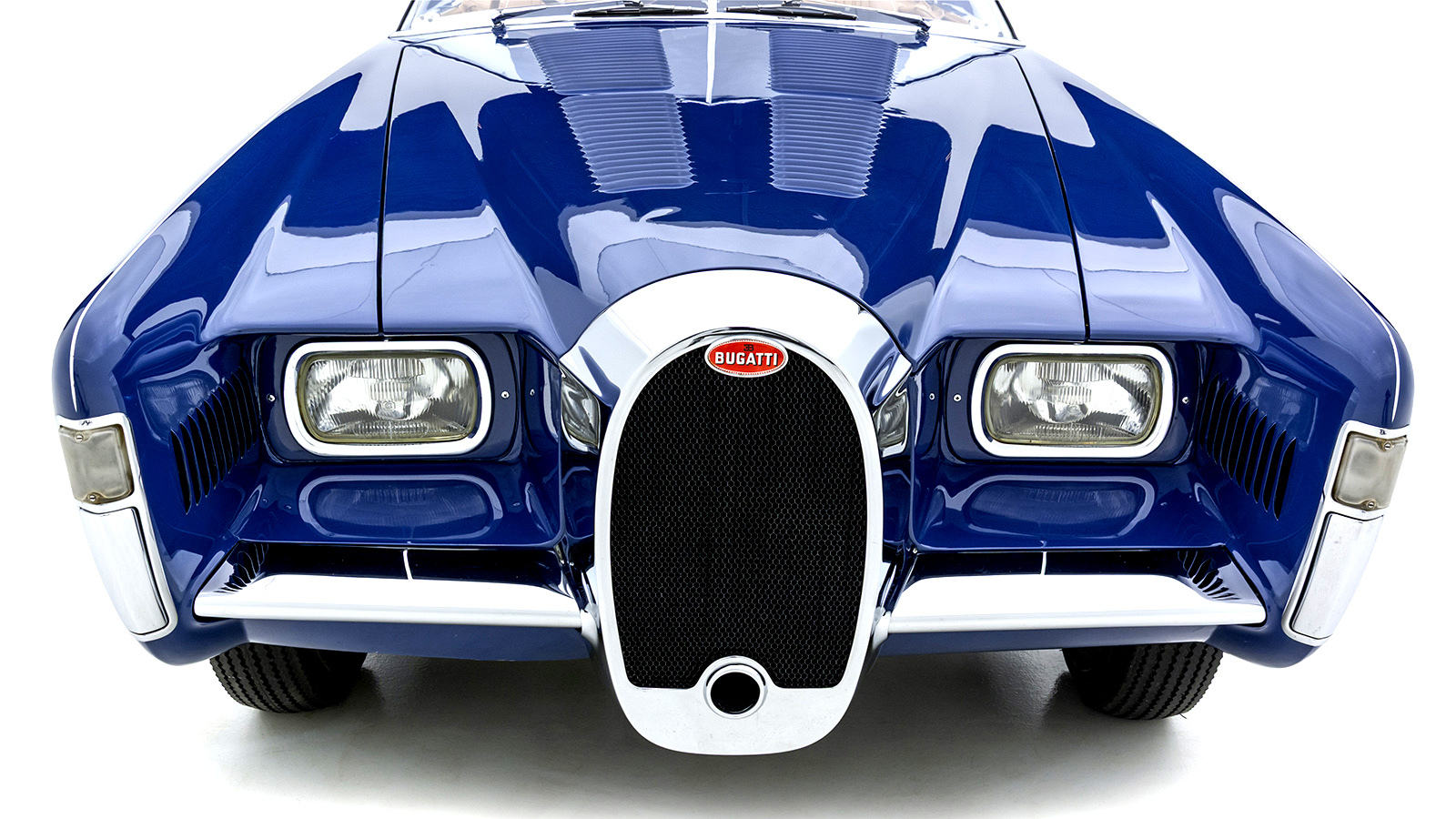 由克萊斯勒設計師操刀的最後一輛真正 Bugatti Type 101C-X 現正出售