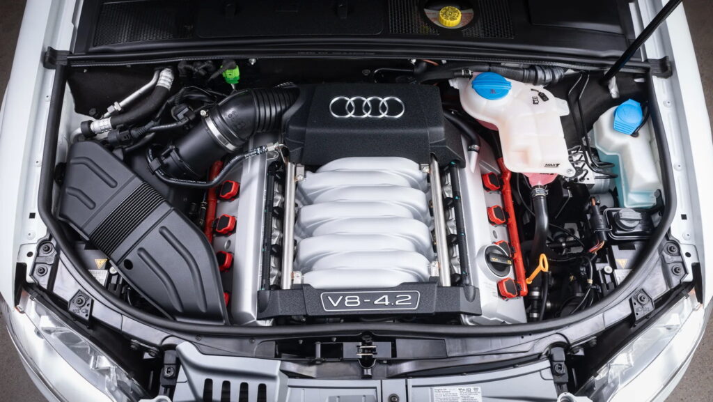  This 3,700-Mile Audi S4 Wagon Has A V8, Three Pedals, And A Catch Every Buyer Inherits
