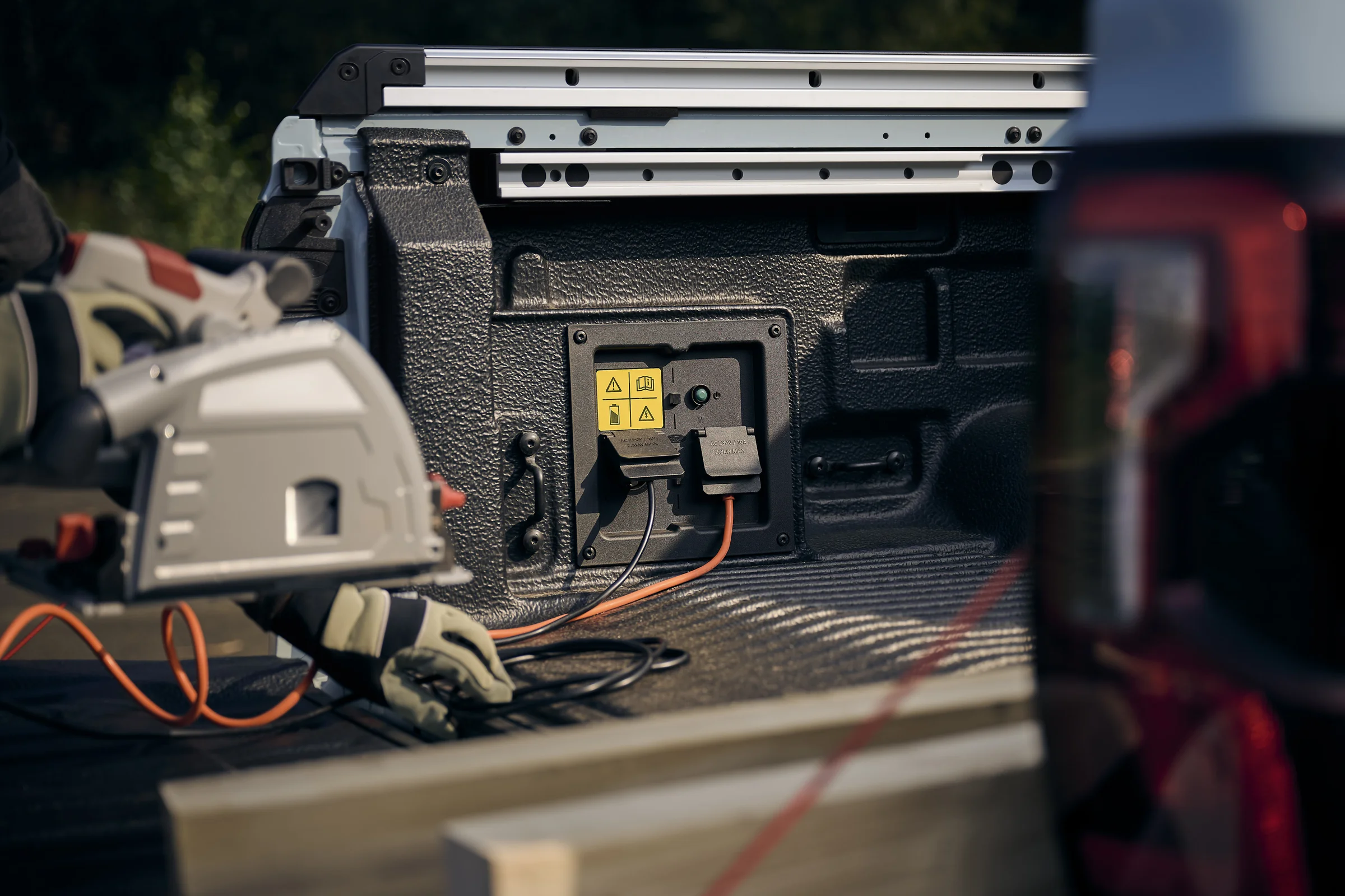 Ford’s Ranger PHEV Wants To Kill Your Gas Generator