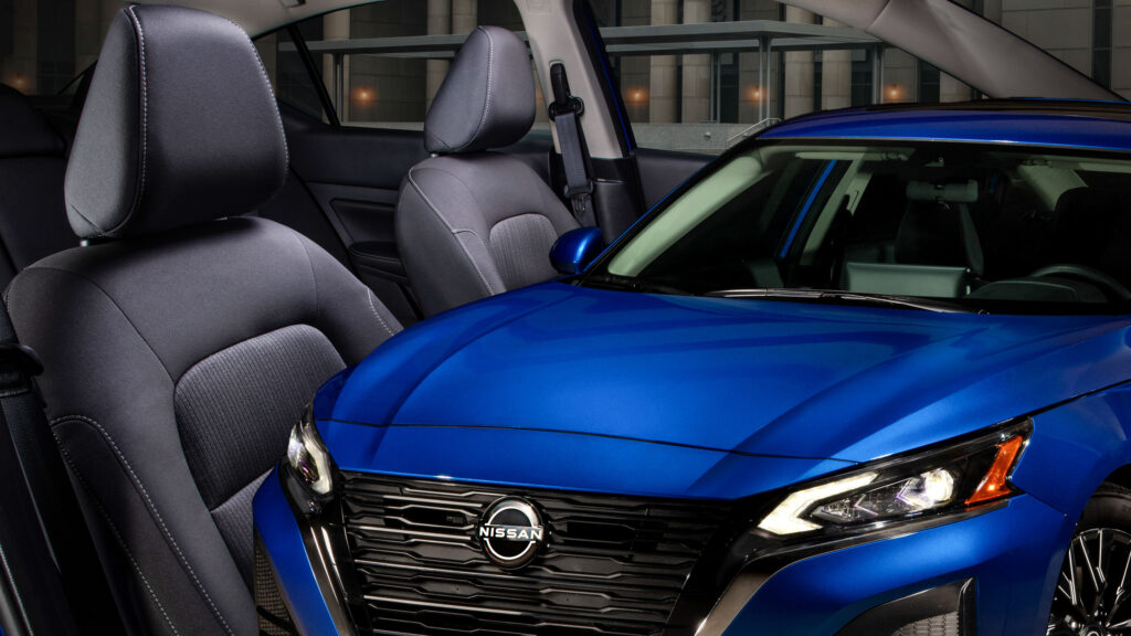  Nissan Built 149 Altimas With Airbags Held In Place By The Wrong Bolts