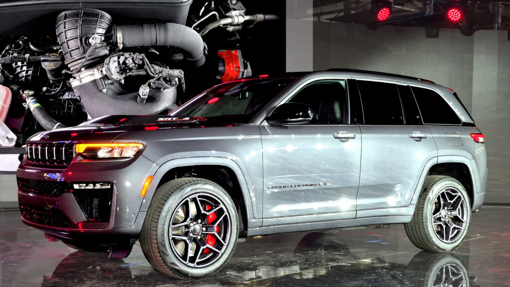  SRT Made A Turbo-Six Deliver Hellcat Levels Of Performance And Shoved It Into A Jeep