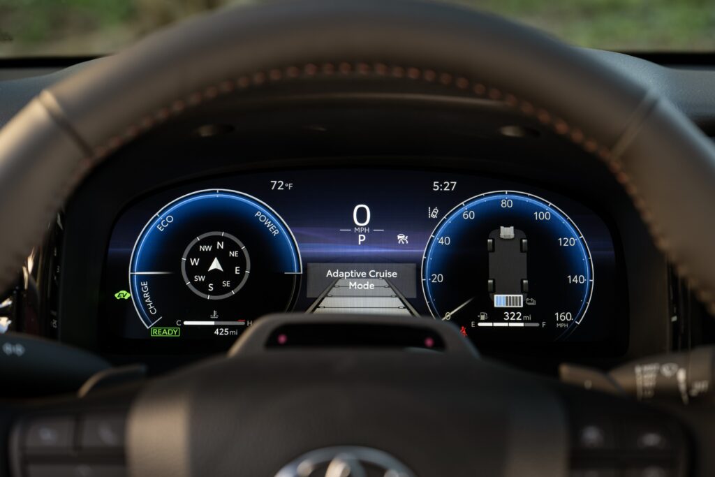  Half A Million Toyota Camrys Can Lose Their Dash, Their Lights, And More At Startup