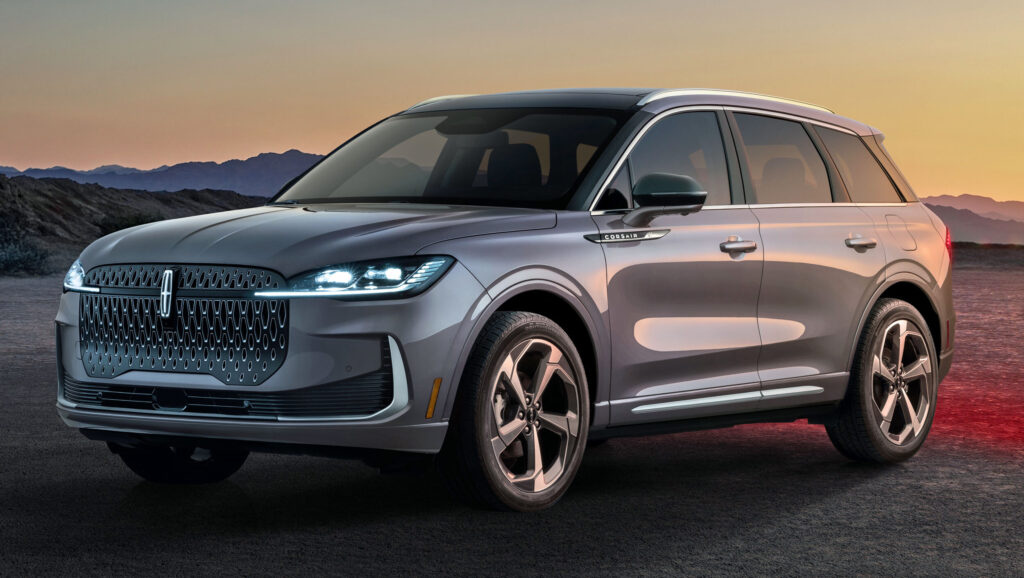  The Lincoln Corsair Is Back As An Overpriced, Chinese Import